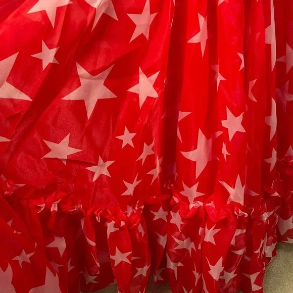 NWT Selkie Red and White Star Ritz Puff Sleeve Organza Maxi Gown Size Small - Picture 11 of 13